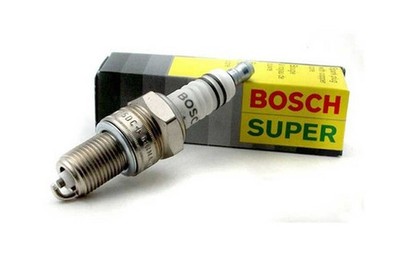 BOSCH F8LCR SUPER Zündkerze spark plug NEU OVP NOS 0241229639