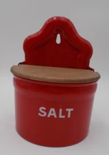 RED ENAMELWARE SALT CELLAR KEEPER BOX WOOD LID METAL PRIMITIVE COUNTRY BOHO
