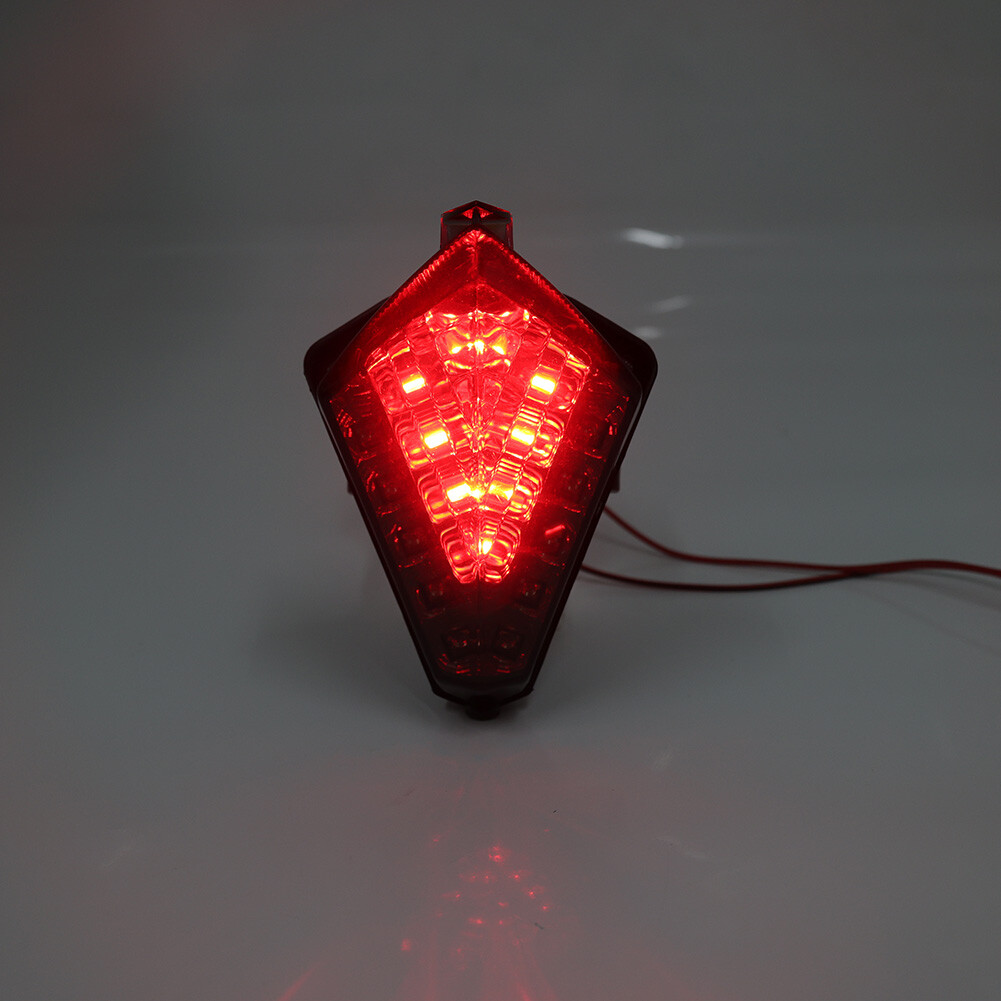 YZF-R1 4C8 スモークLEDテールランプ 2007-2008用 2007 2008 Yamaha YZF R1 LED Tail Light Sequential Integrated