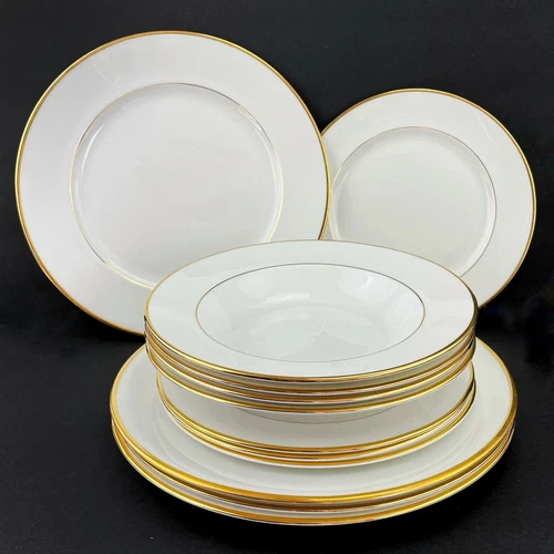 Towle Silversmiths Plate Set Lot 12 Service for 4 Colonnade Gold Fine Bone China