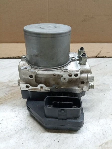 Infiniti Q50 2016 3,0 L AWD módulo ABS 47660-4GK1A Foto 2 de 4