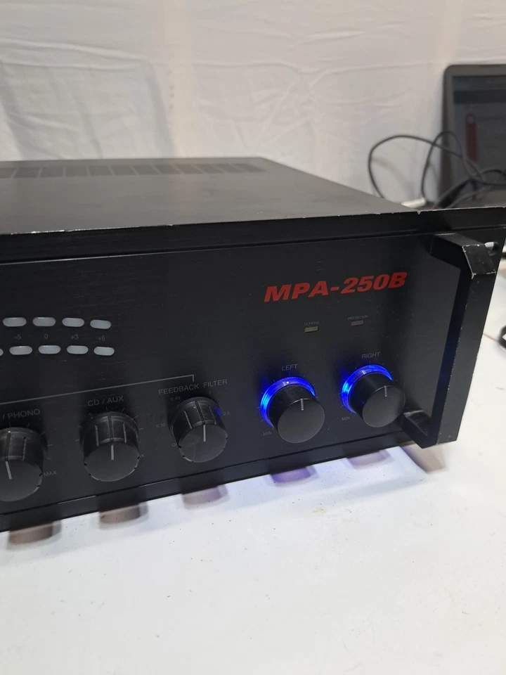 RadioShack Stereo PA Amplifier MPA-250B Turns On Not Fully Tested Has Scratches - Image 4 of 4