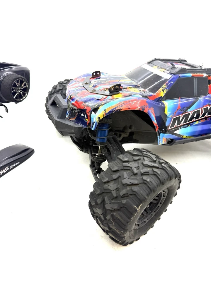 Traxxas Maxx V1 WideMaxx 1/10 4WD Vxl-4s Brushless Monster Truck - Image 2 of 4
