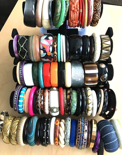 80+ HUGE Vintage Costume to Fashion Jewelry lot Bracelet Bangle Plastic Lucite