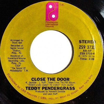 Teddy Pendergrass - Close The Door / Shout And Scream, 7'', (Vinyl)