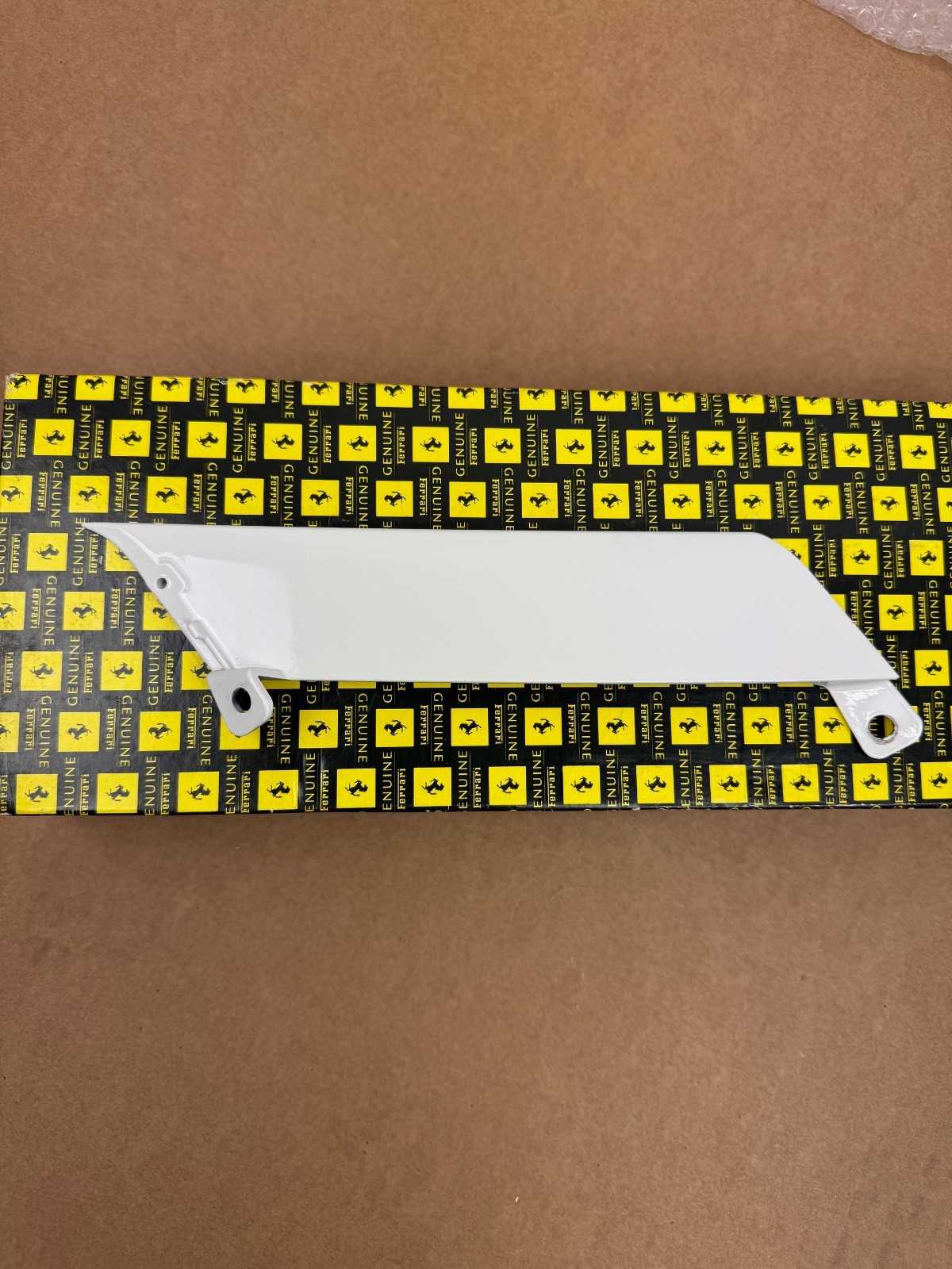 GENUINE OEM Ferrari Front Winglet for 458 Speciale 085898700
