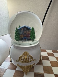 Taylor Swift Lover Snow Globe | eBay