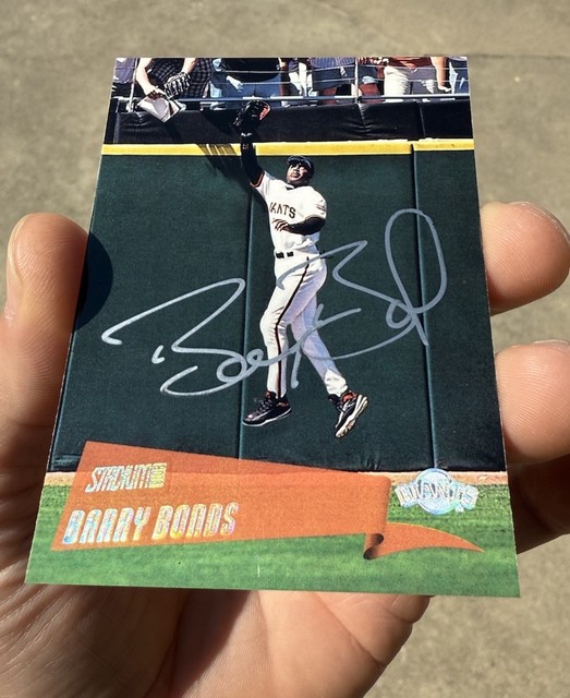 Barry Bonds On Card Bold Auto 2000 Stadium Club Image Autograph Silver Ink