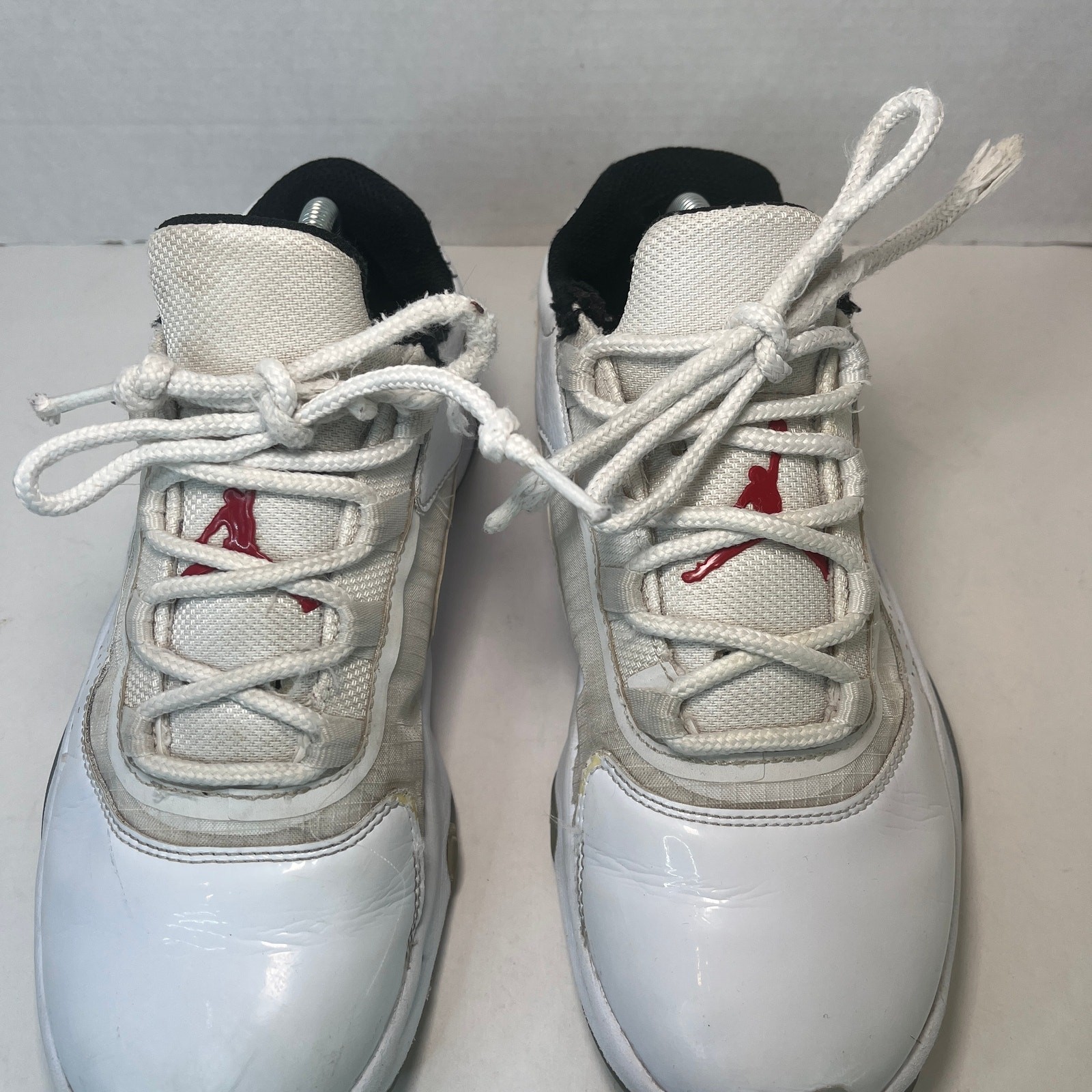 Air Jordan 11 CMFT Low Sneaker Shoes White Unisex Youth Size 5.5 CZ0907-162 thumbnail 3