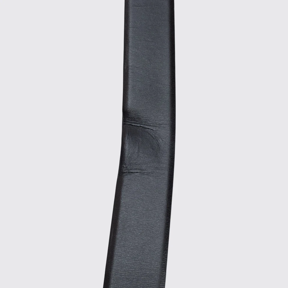 Cinturón de piel de becerro Valentino Garavani VLogo Signature talla 95 para hombre hebilla negra lisa Foto 4 de 4