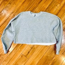 crop cropped sweatshirt grey gray fitness gym yoga athleisure medium soft cozy