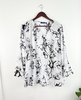 Apt 9 Gray White Floral Bell Sleeve Boho Blouse Top Women s XL