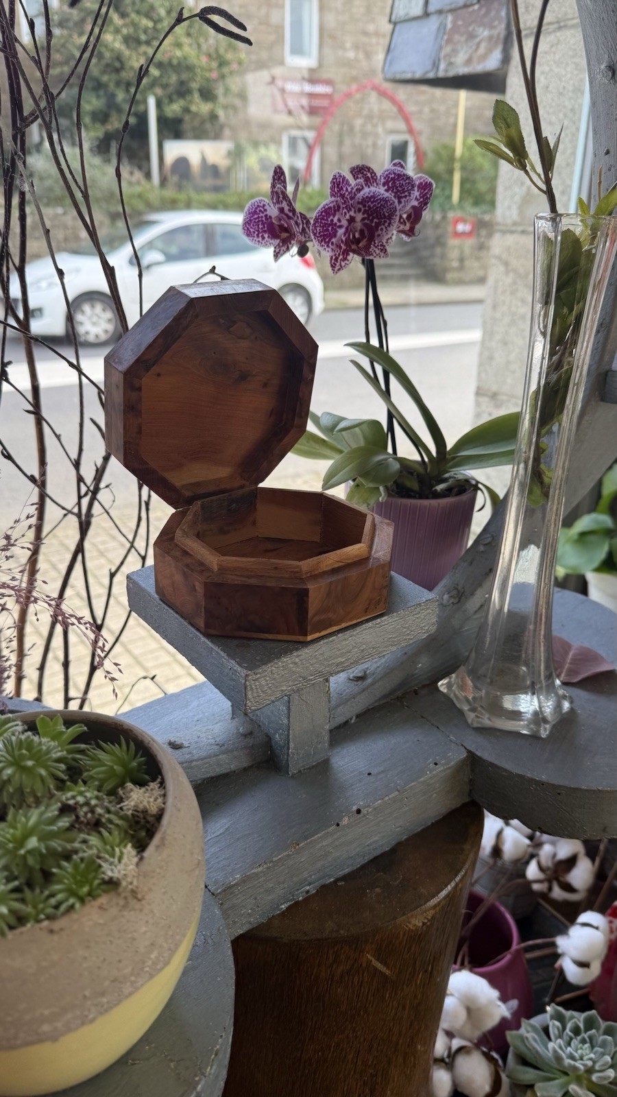 Boîte coffret octogonal en bois de thuya massif rangement marqueterie fait main
