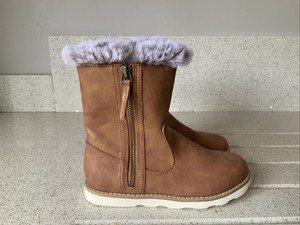 fur top boots