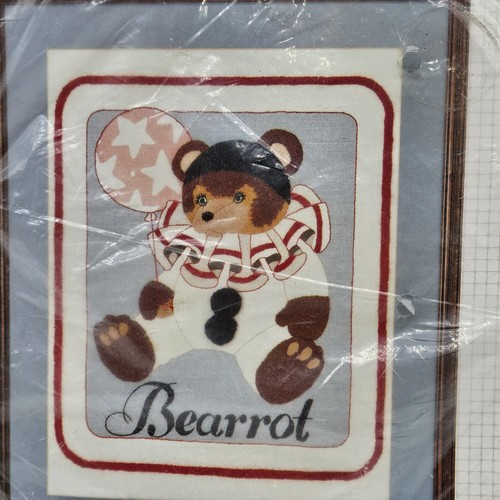 Bucilla Crewel Kit Orso Orso Pagliaccio Sigillato 14 X 18 49811 Sigillato - Foto 2 di 7