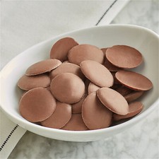 Guittard 25 lb. Eclipse du Soleil 41% Milk Chocolate Wafers WS-409G3410C25 14.84 per pound