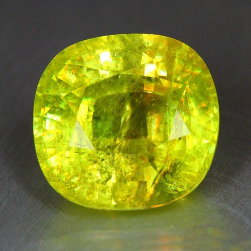 9.84 CTS Nice Sparkling Rare 100% Natural Glittering Sphene Titanite Titanite - Bild 1 von 3