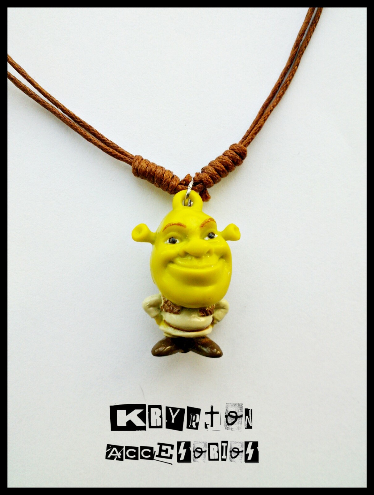 Collar SHREK - Colgante - BEBE OGRO - Complemento - Accesorio - Pelicula