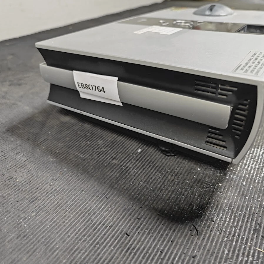 LG RD-JT90 Projektor - für Teile / Reparatur, Nein Zubehör - Bild 2 von 4