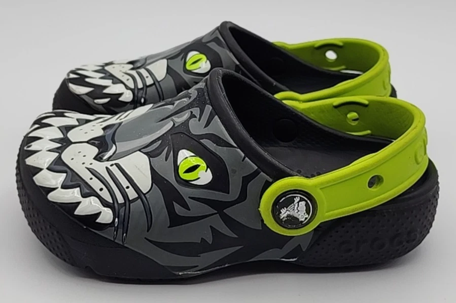 Zueco Crocs Niños Divertido Laboratorio Pantera Grafito Tigre Niño Talla 10 LEER AZUL Foto 3 de 4