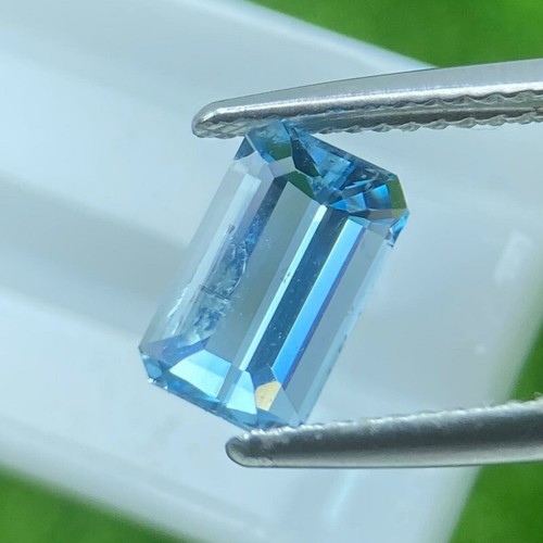 2.7 Cts | natural loose|Aquamarine | blue | Emerald Shape | step cut - Brazil - Picture 3 of 5