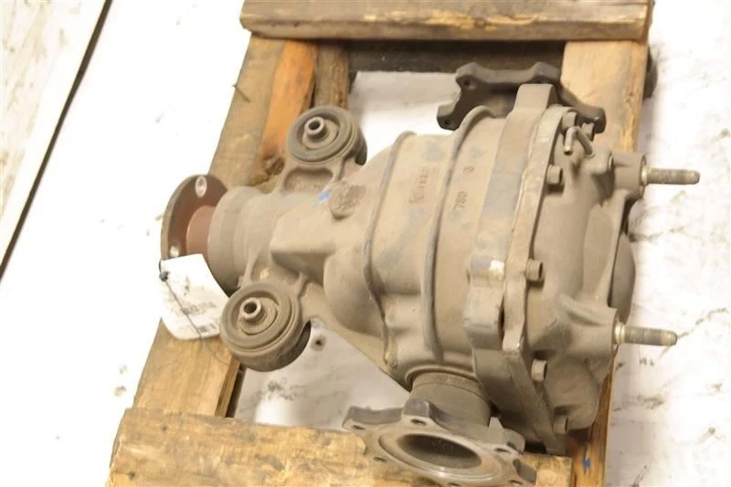 REAR DIFFERENTIAL CARRIER ASSEMBLY 383007S010 2004-2006 INFINITI QX56 - Image 4 of 4