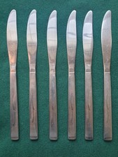 Vintage ONEIDA Vanessa Table