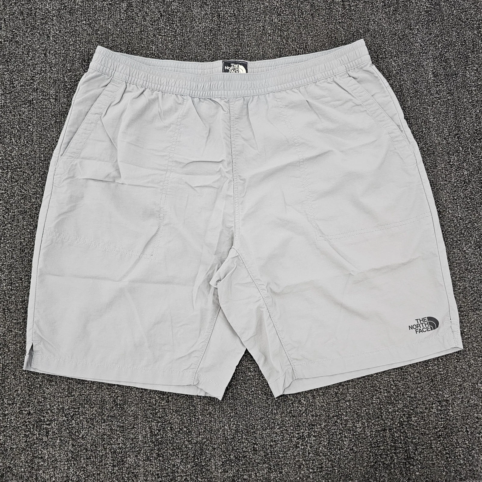 The North Face Nylon Flashdry Hiking Shorts Elastic Waist Gray Mens XL
Opens in a new window or tab