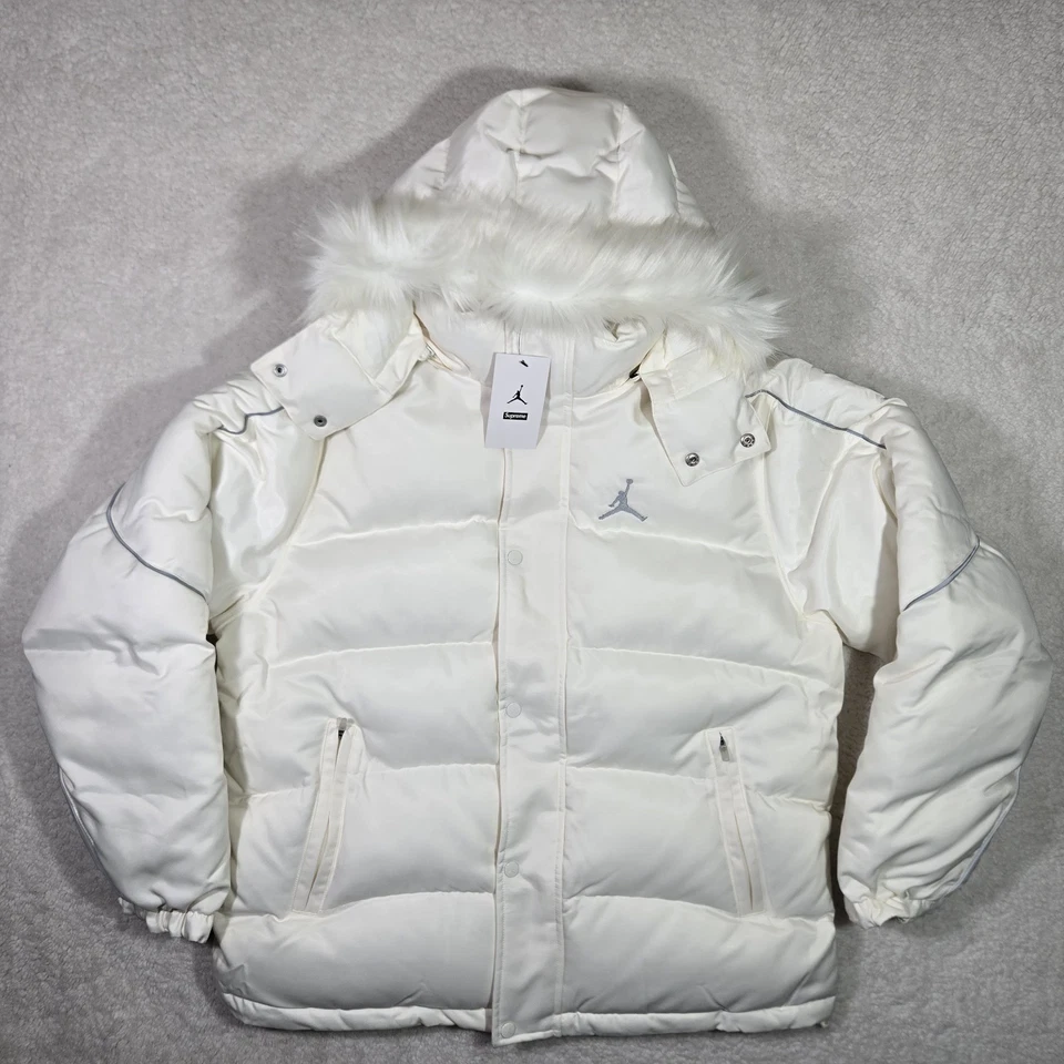 Jordan X SUPREME White Puffer Down Jacket Mens Large HF0828-133 L - Image 2 of 4