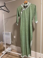 Green retro floral /Chinese cheongsam qipao dress/ loose with subtle curves UK16