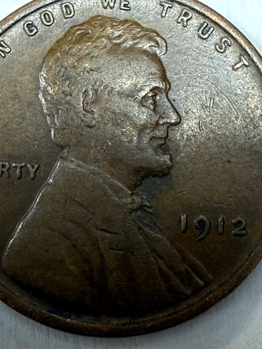 ** 1912 LINCOLN CENT- VF+ (UPGRADE THAT SPOT IN YOUR SET)  PRICED TO SELL 🔥 **
