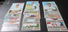 16) 1970 Topps baseball cards #374 thru #513 Vada Pinson Jay Johnstone Lindblad