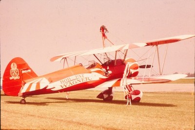 Dia Boeing-Stearman Model 75 Bob & Pat Wagner Stuntflug 35mm gerahmt CB-N11-63