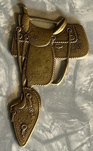 OLD PENDLETON ROUNDUP ROUND UP HAMLEY SADDLE ORNATE BRASS WATCH FOB LET ER BUCK