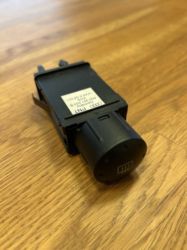 Audi TT 8N Schalter Heckscheibenheizung Heizung  8N0941503A / 8N0941503B