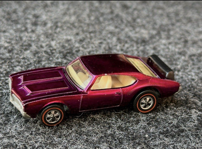 Hot Wheels 1969 REDLINE (Very Rare) Magenta Olds 442, Excellent