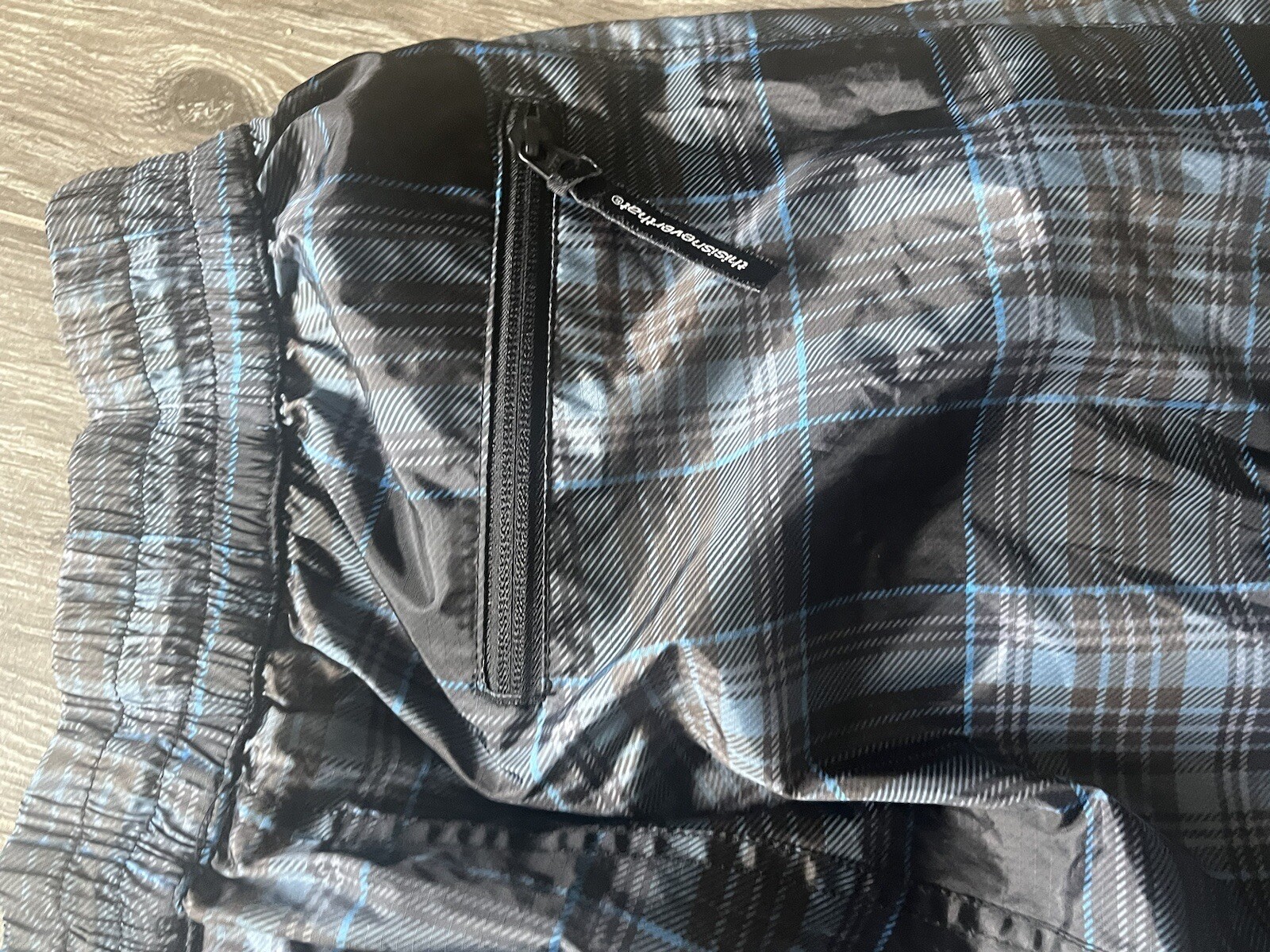 thisisneverthat Drawstring Pants Size Large Nylon… - image 9