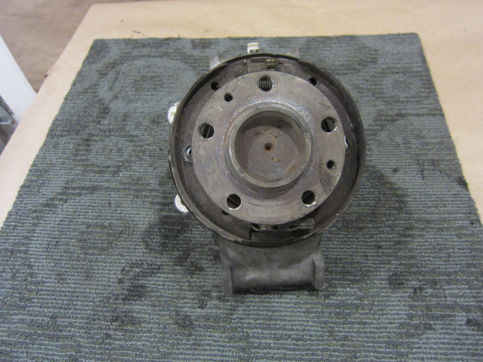 Ferrari Mondial t - RH Rear Hub Holder W/Bearing - P/N 151238