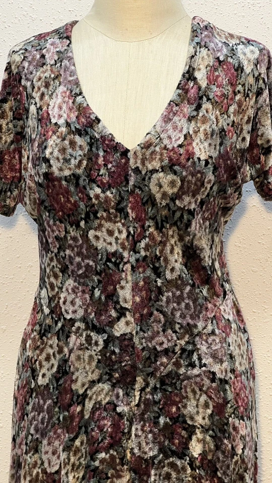 Vestido maxi vintage anos 90 nostalgia floral cigano veludo gótico elegante romântico médio - Imagem 2 de 4