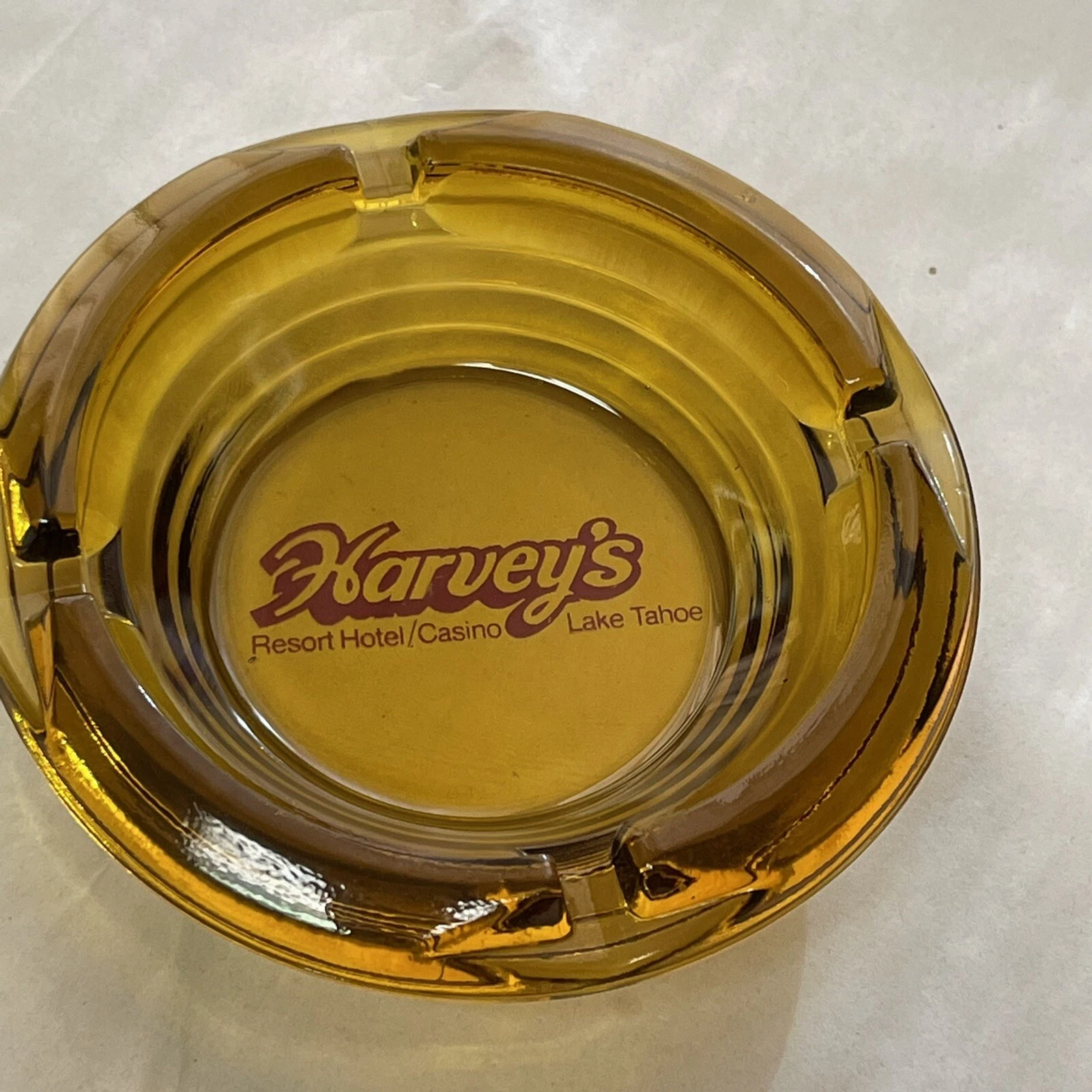 harvey’s resort hotel casino amber glass ash tray 4.5”