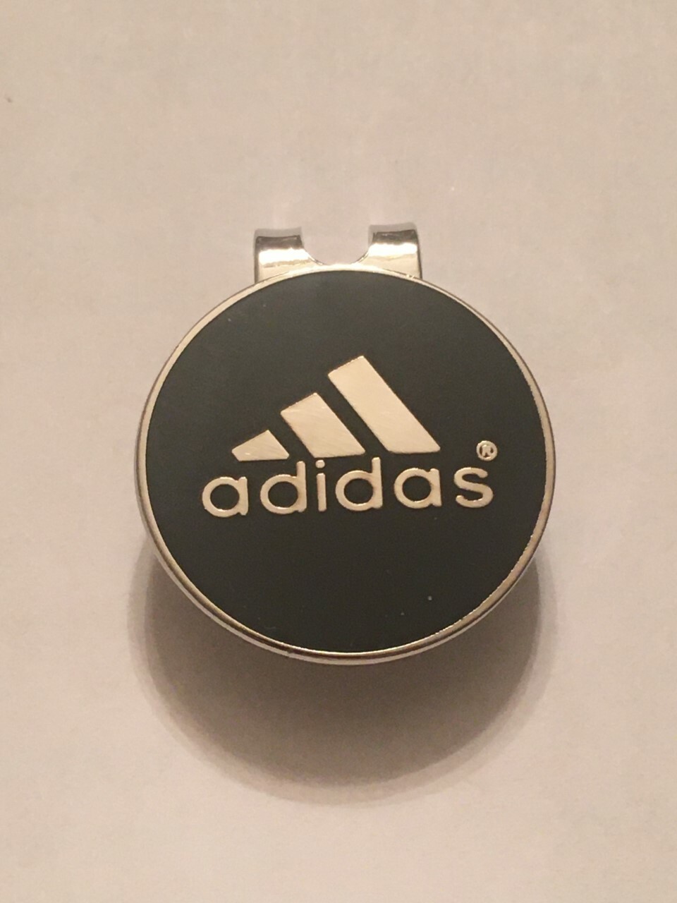 (1) ADIDAS 1" Coin Style Golf Marker W/BONUS HAT CLIP - A Great Deal!