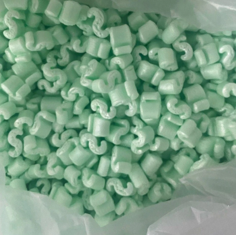 Recycled Loose Void Fill Packing Peanuts Polystyrene Filling All Quantities - Image 3 of 3