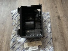 Genuine OEM Hyundai 28112-2D000 Lower Air Cleaner Box Housing 01 02 03 Elantra