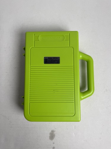 Nintendo Game Boy Color & Carrying Case & Worm Light GREEN KIWI READ DESCRIPTION - Picture 8 of 9