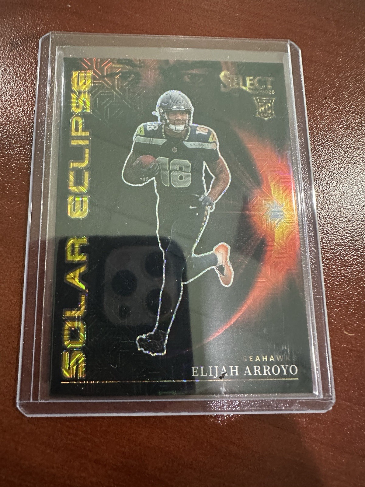 2025 Panini Select Elijah Arroyo Solar Eclipse Gold 10/10