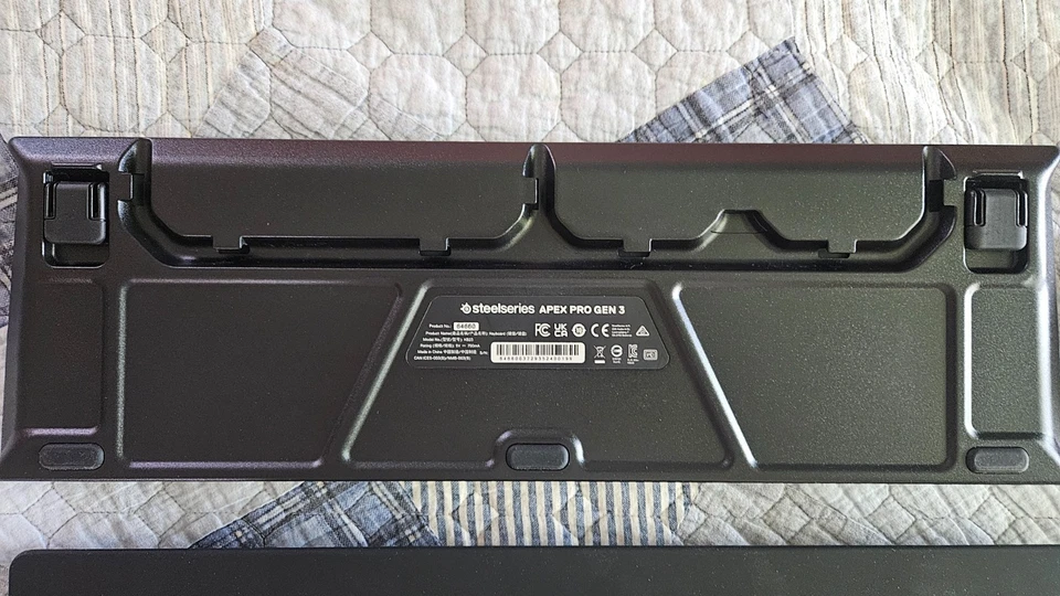 Steelseries Apex Pro Gen 3 full size HE gaming keyboard Gateron Lekker switches - Image 4 of 4