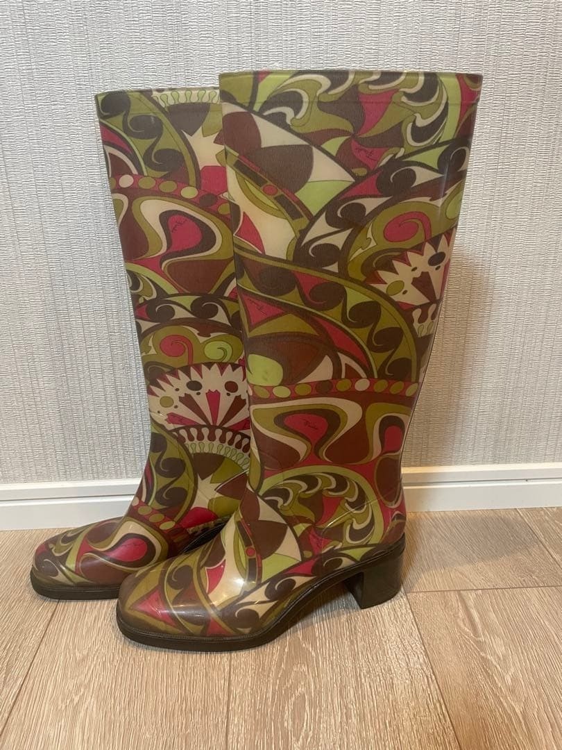 Emilio Pucci Women's Rain Boots US 6.5 EU 37 Black Tall Rubber Heel Used Good