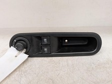 Renault Twingo Iii 2015 Right Front Electric Window Switch 5 Door Hatchback Renault Twingo Iii 2015 Right Front Electric Window Switch 5 Door Hatchback