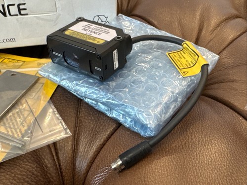 NEW SURPLUS Keyence IL-100 Intelligent-L Laser Sensor 75-130mm FAST SHIPPING - Picture 4 of 7