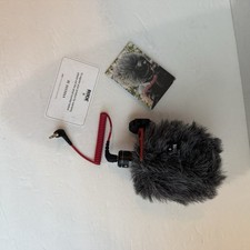 Rode VideoMicro compact on camera